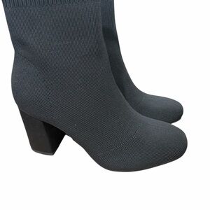 MIA Erika Fly Knit Booties Dress Boots Black 2” Heel Sz 7.5 GS7553115Y (New)